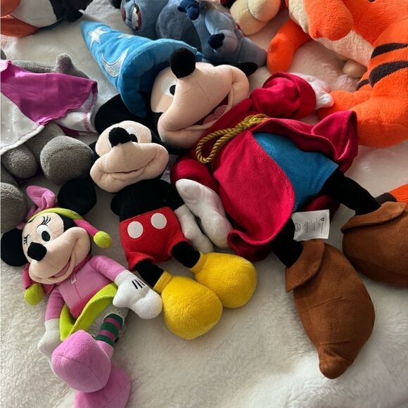 PLUSH TOYS  - Picture 3 of 5